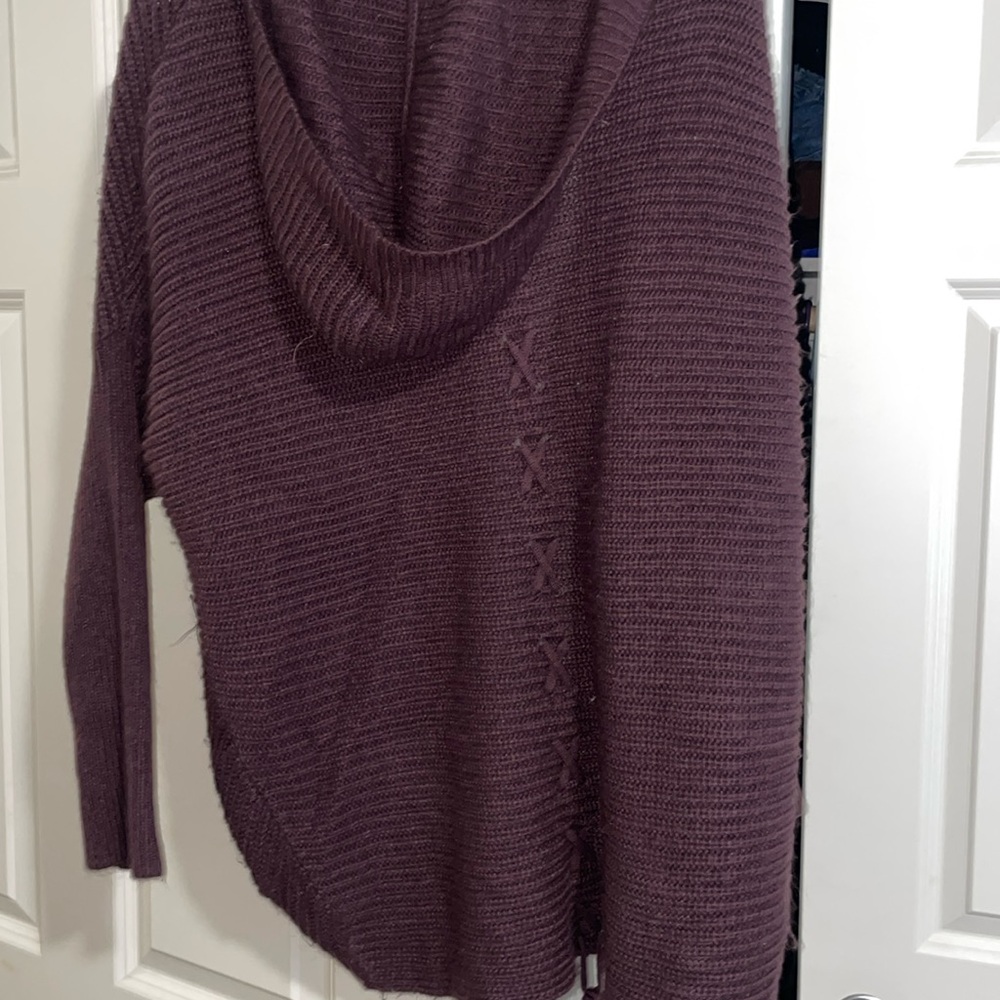 Long sleeved hooded cardigan